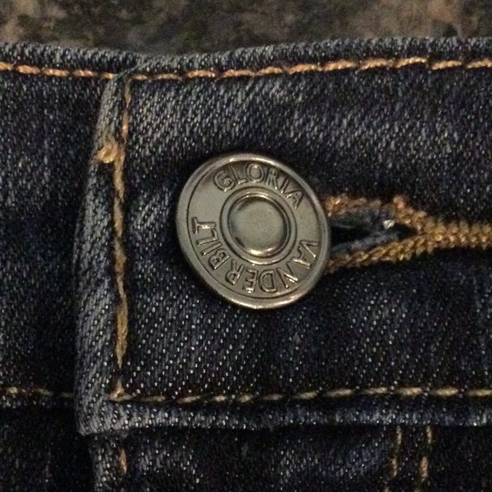Gloria Vanderbilt Blue Denim Jeans - Picture 4 of 12